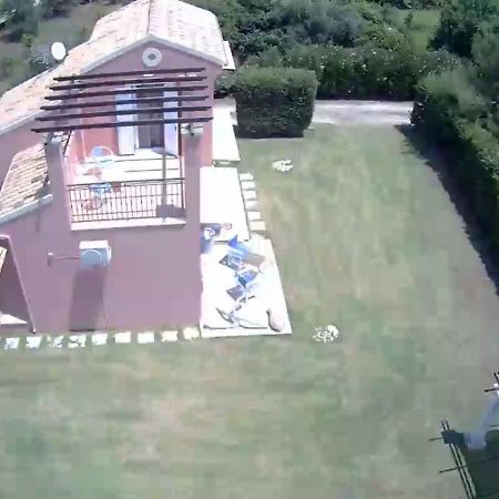 Almiros Beach Villa Filia מראה חיצוני תמונה