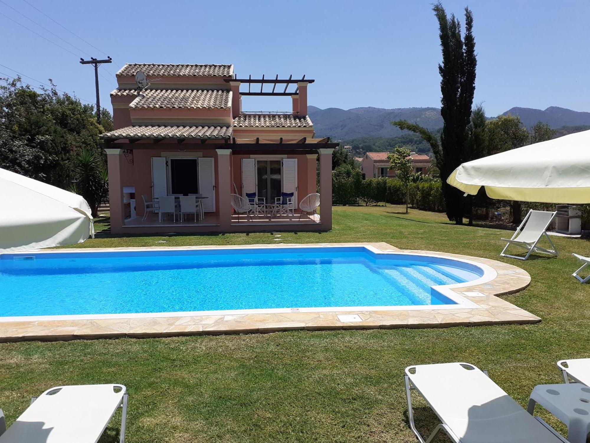 Almiros Beach Villa Filia מראה חיצוני תמונה