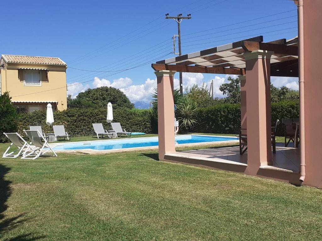 Almiros Beach Villa Filia מראה חיצוני תמונה