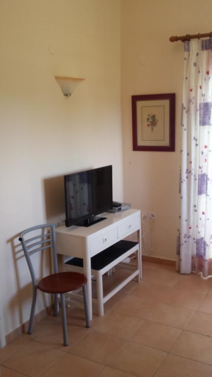 Almiros Beach Villa Filia מראה חיצוני תמונה